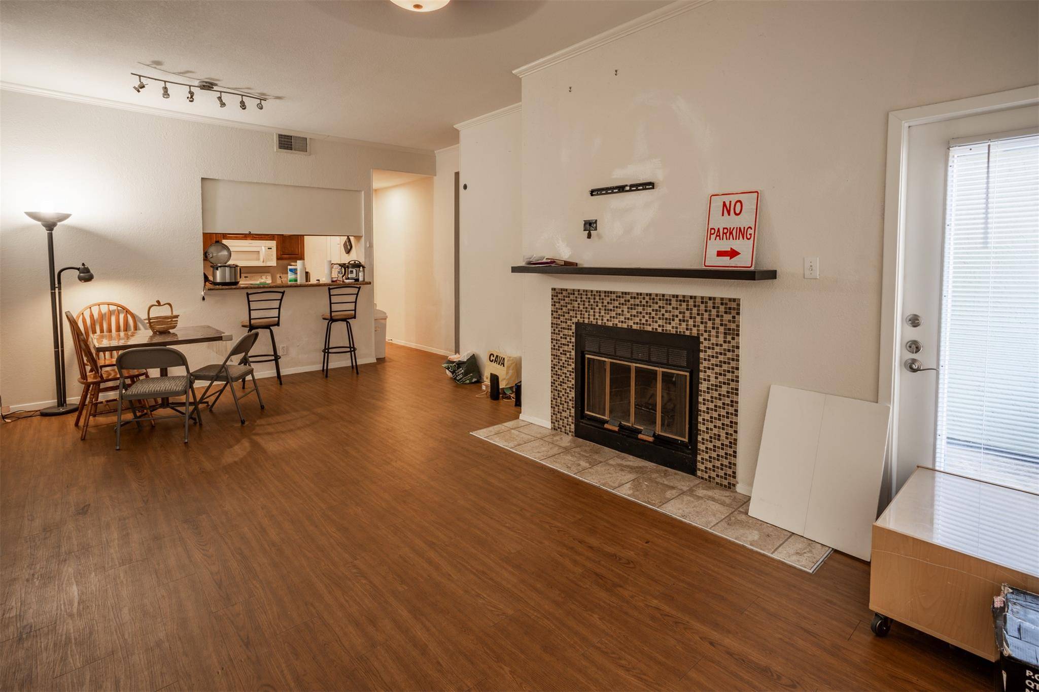 Austin, TX 78705,807 W 25th ST #102