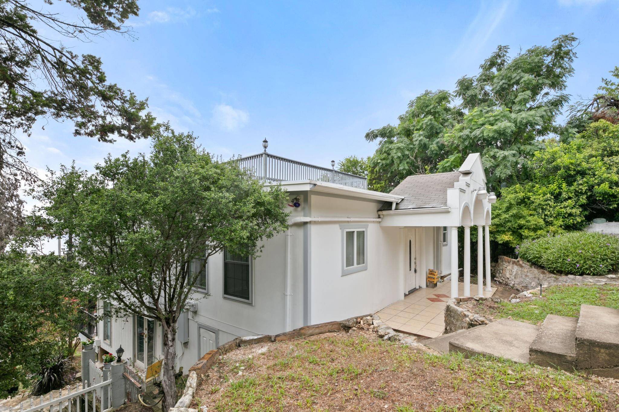 Austin, TX 78732,14000 Lake View DR