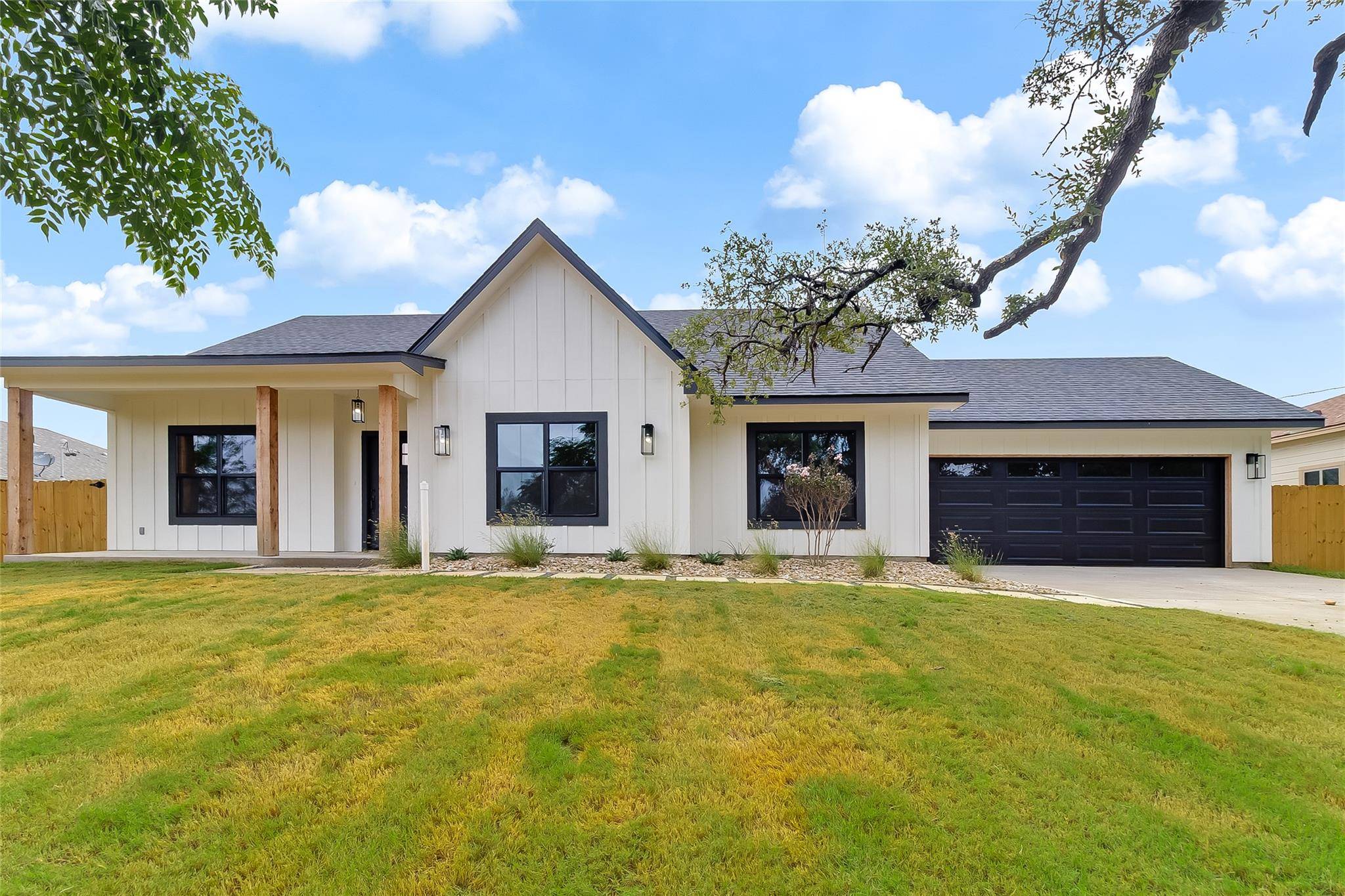 Cottonwood Shores, TX 78657,837 Birch LN