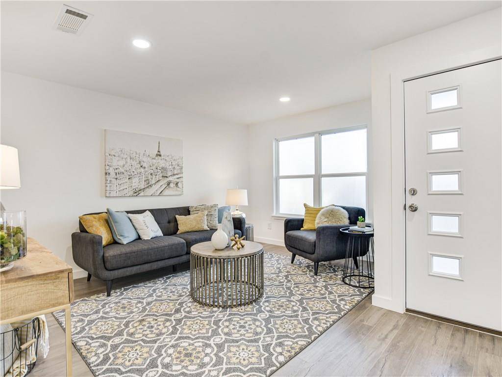 Austin, TX 78752,6409 Burns ST #204