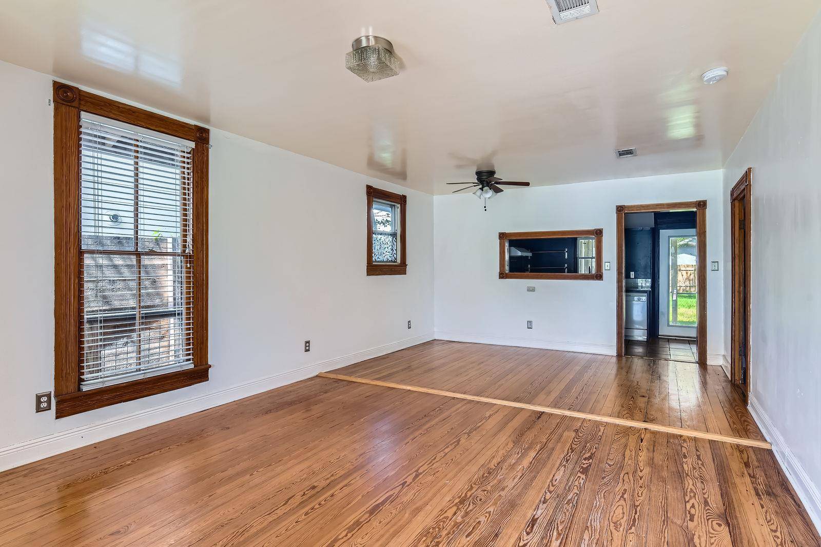Austin, TX 78702,2308 Canterbury ST