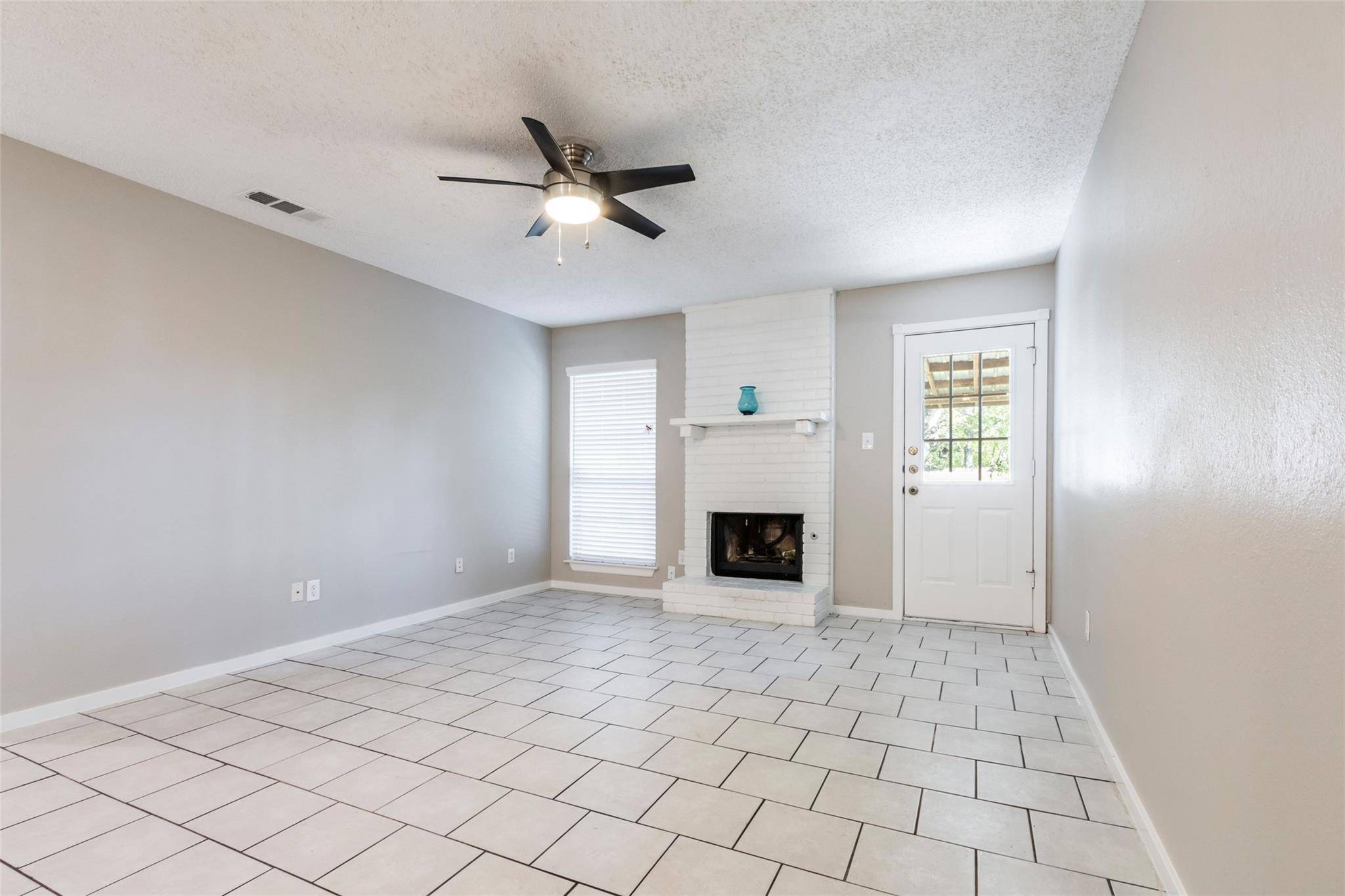 Austin, TX 78741,2311-B Burleson RD