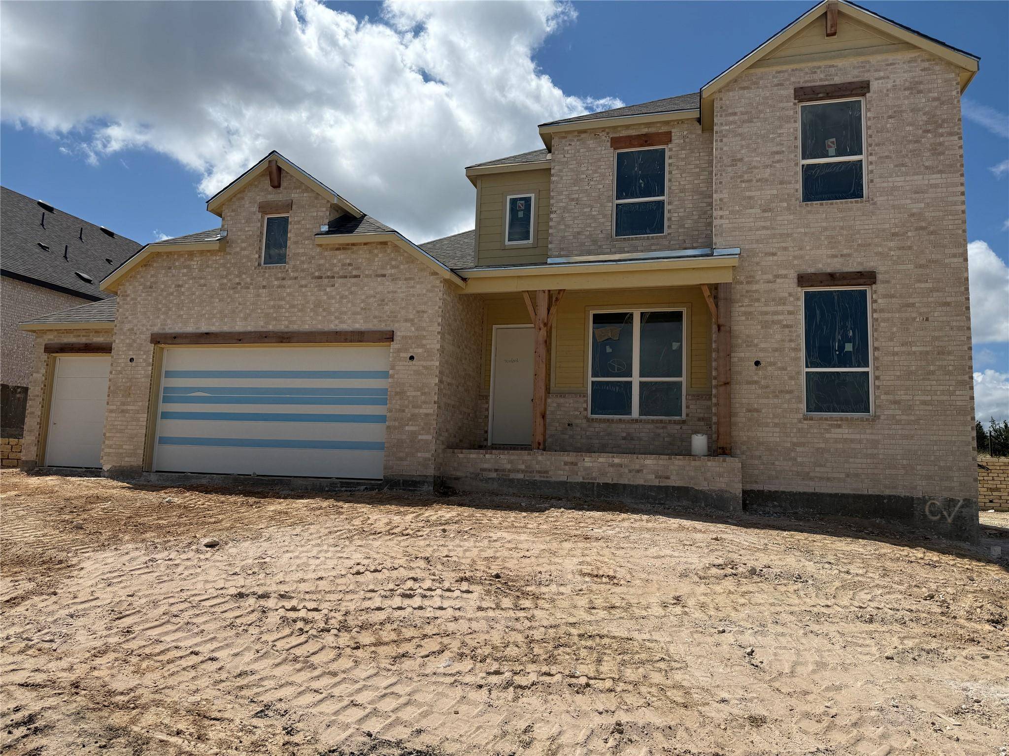 Liberty Hill, TX 78642,329 Luttrell LN