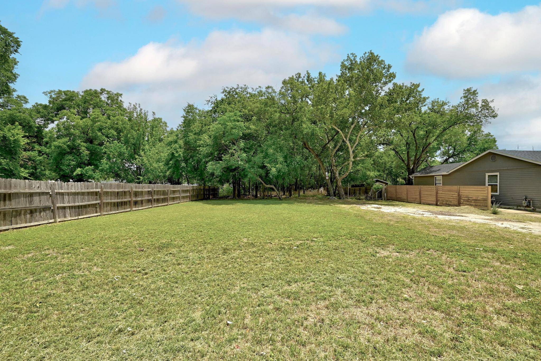 Austin, TX 78753,504 W Elliott ST