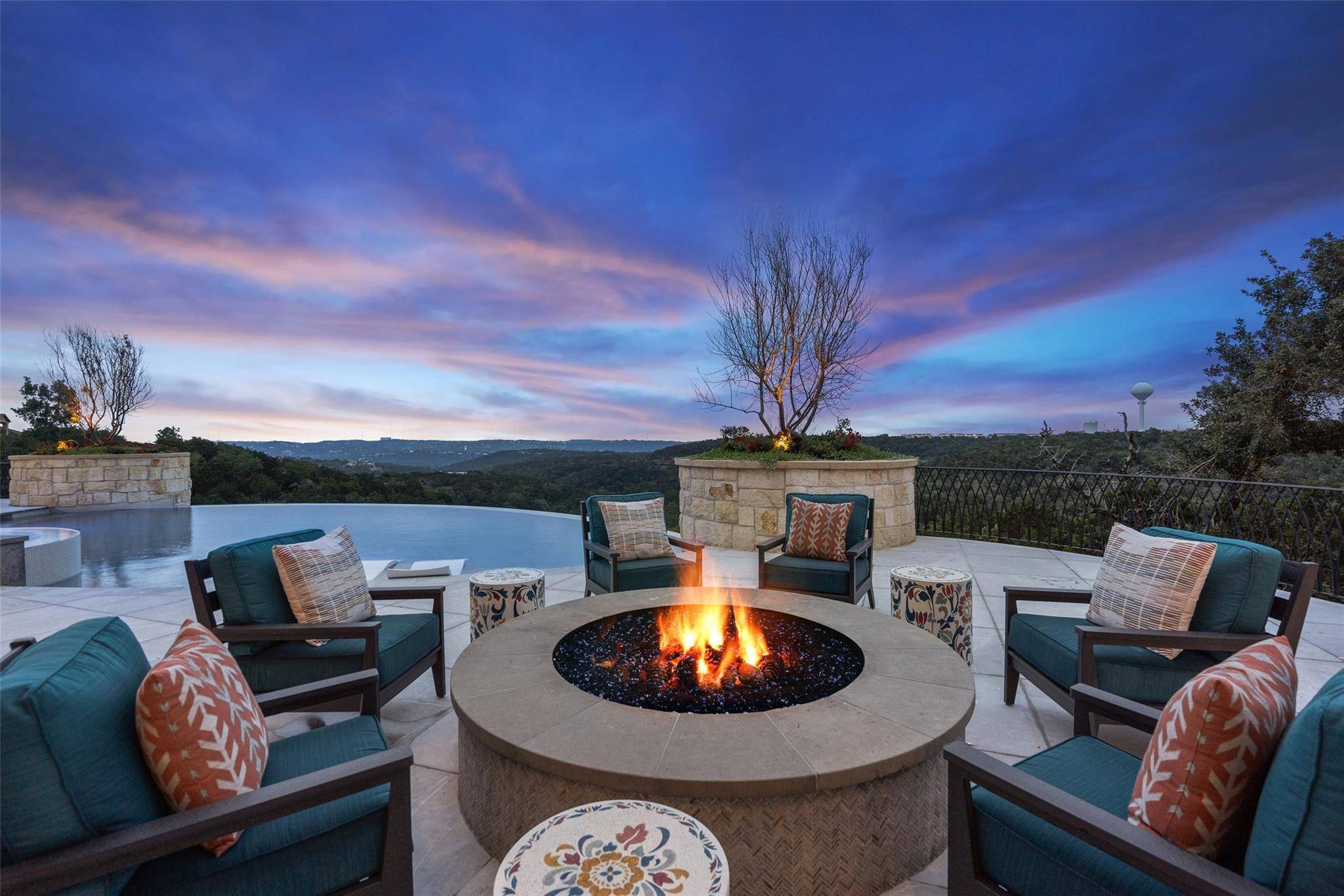 Austin, TX 78735,4901 Mirador DR