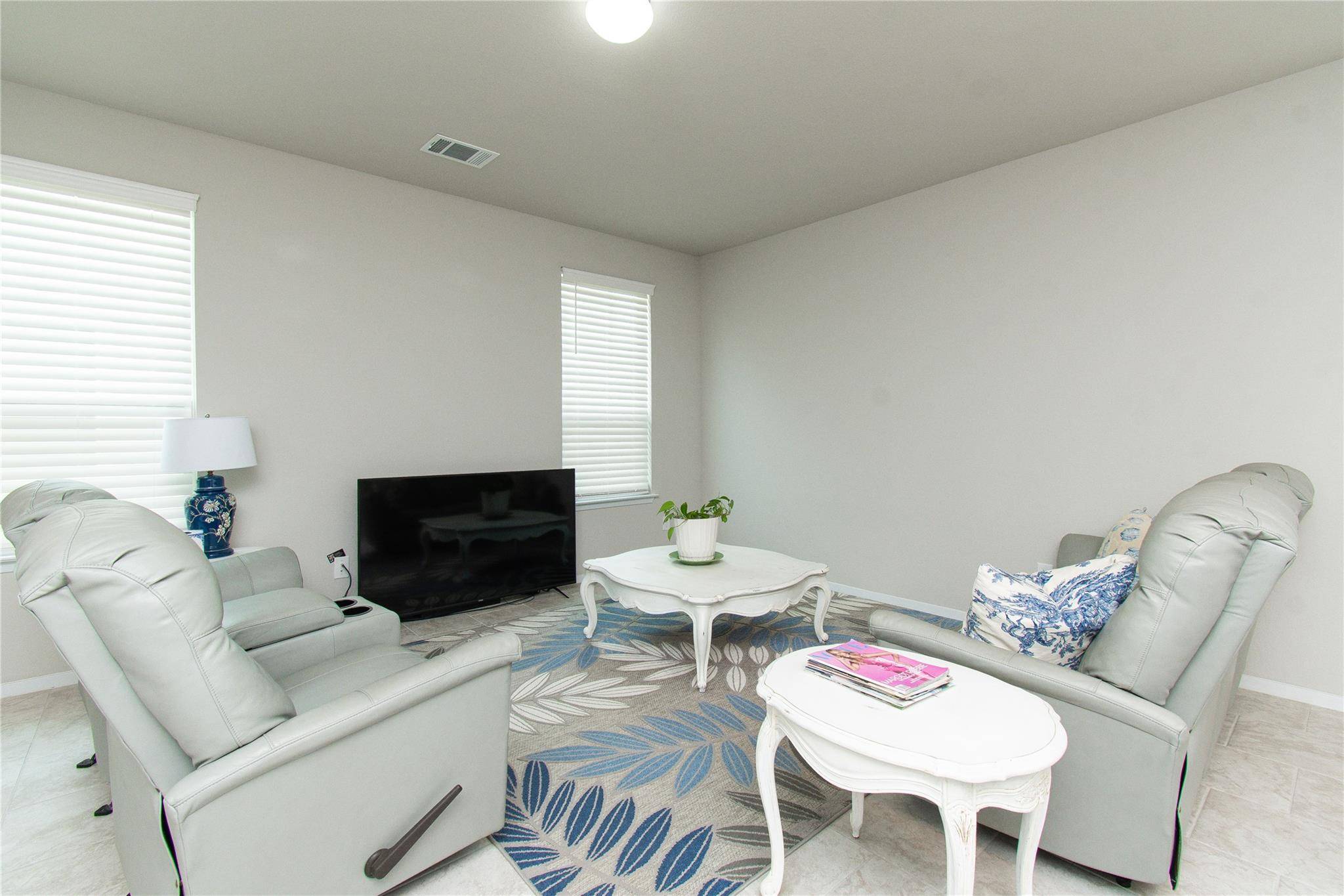 Jarrell, TX 76537,220 Blue Agate CT