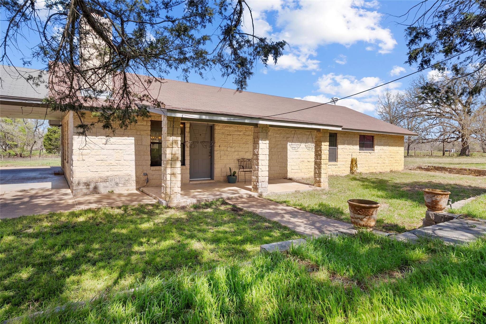 Mcdade, TX 78650,491 Herron TRL
