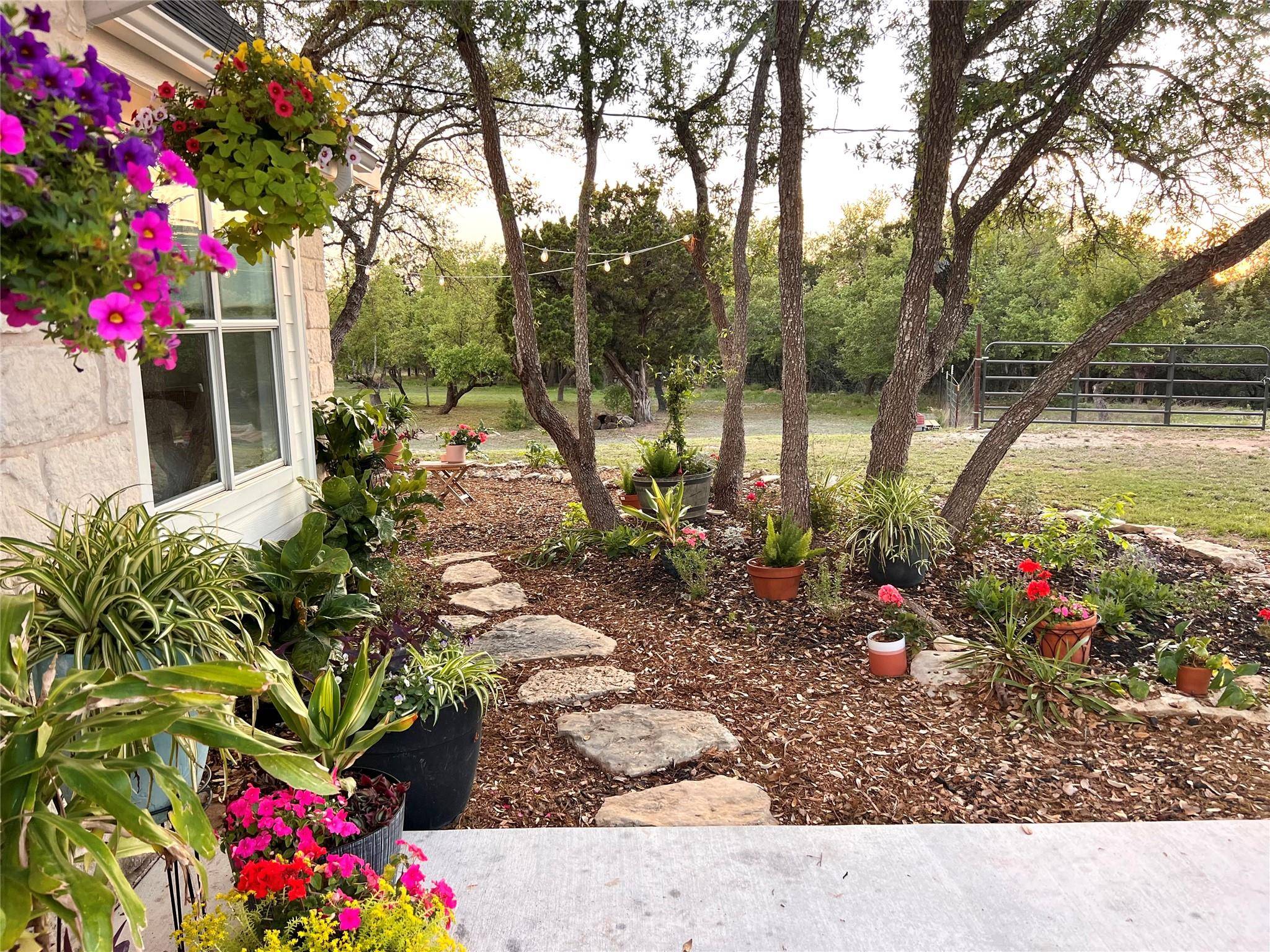 Wimberley, TX 78676,7197 Mount Sharp RD