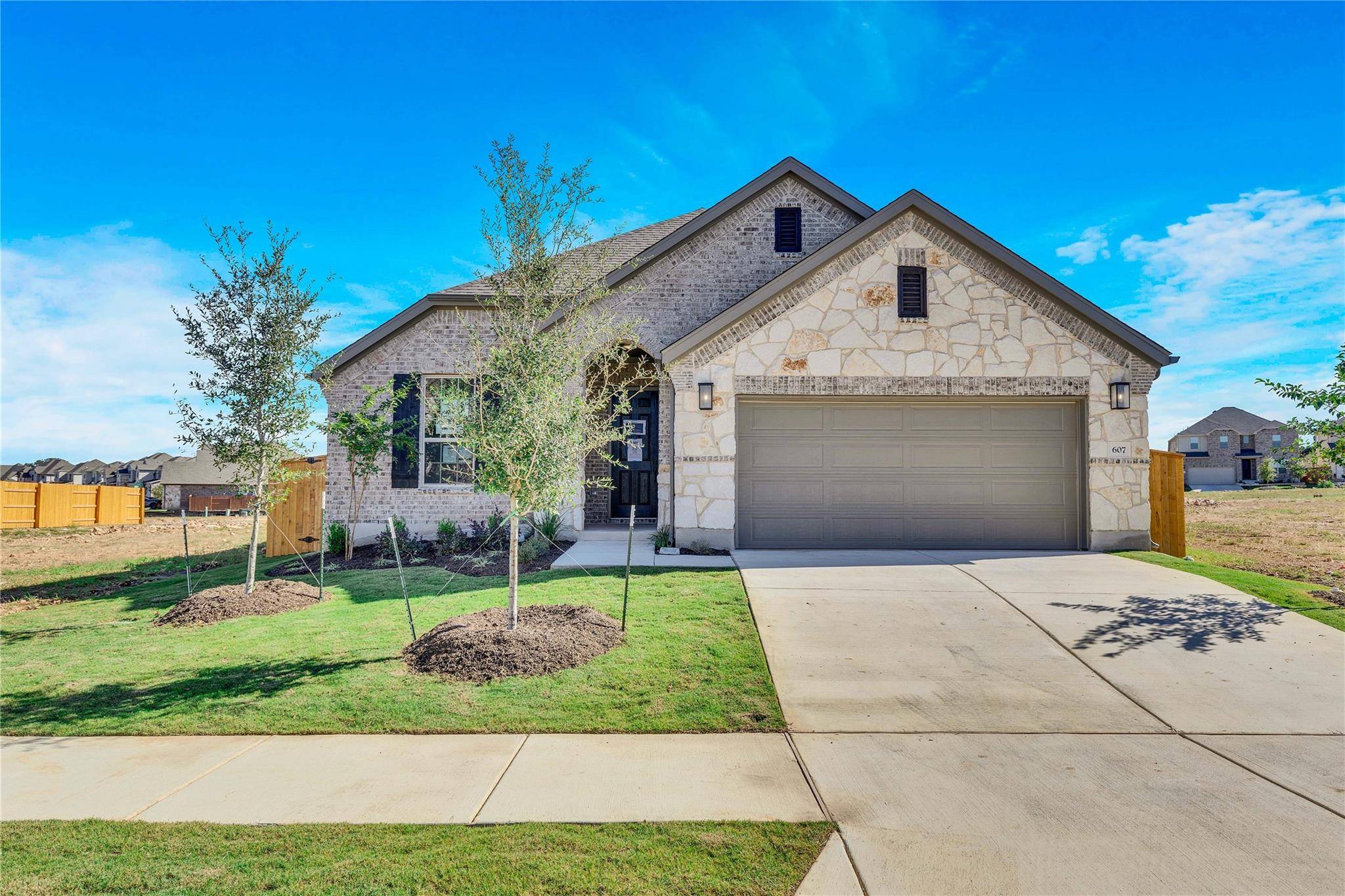 Georgetown, TX 78628,607 Breeze Hollow LN