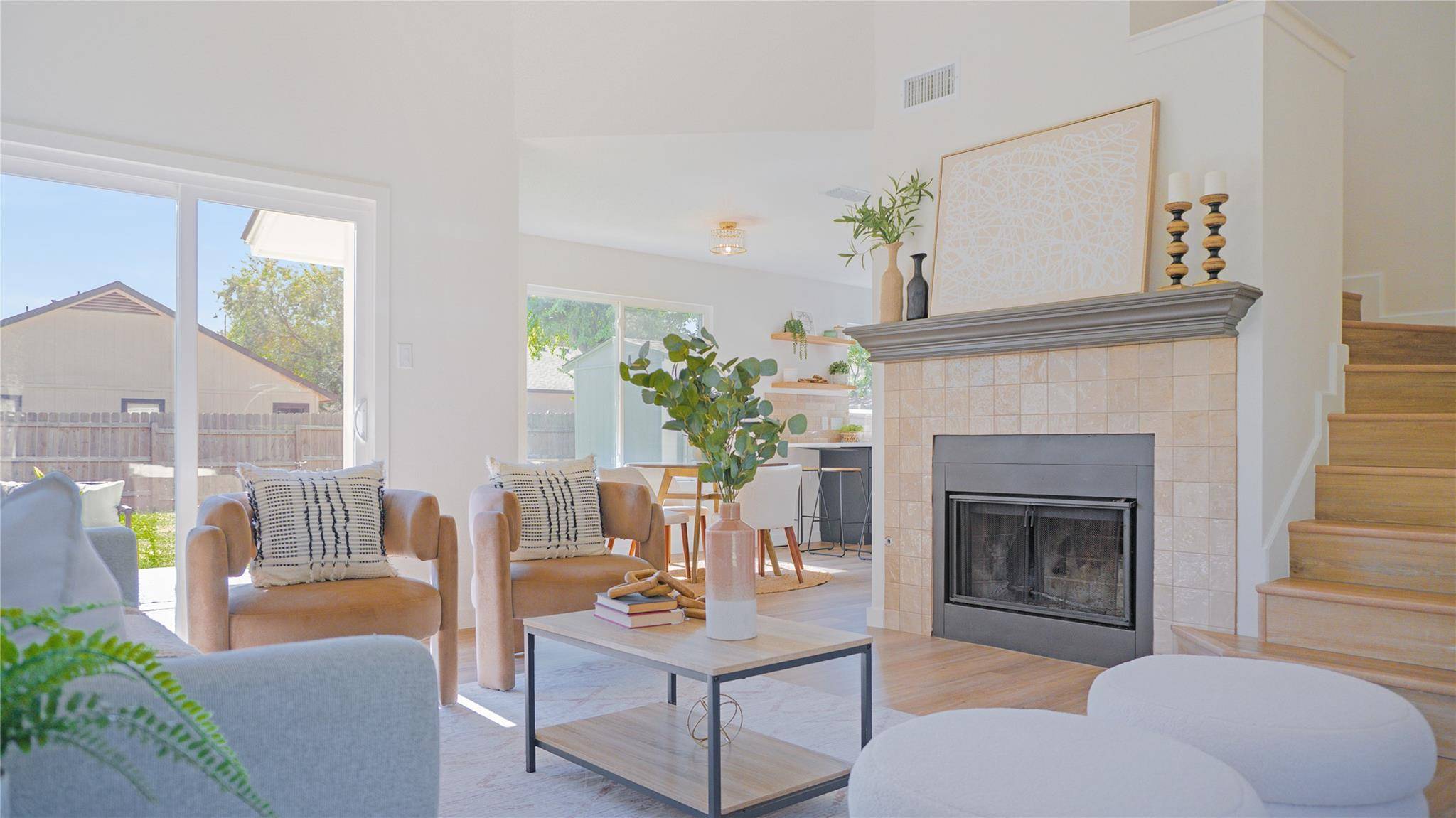 Austin, TX 78744,5509 Meadow CRST