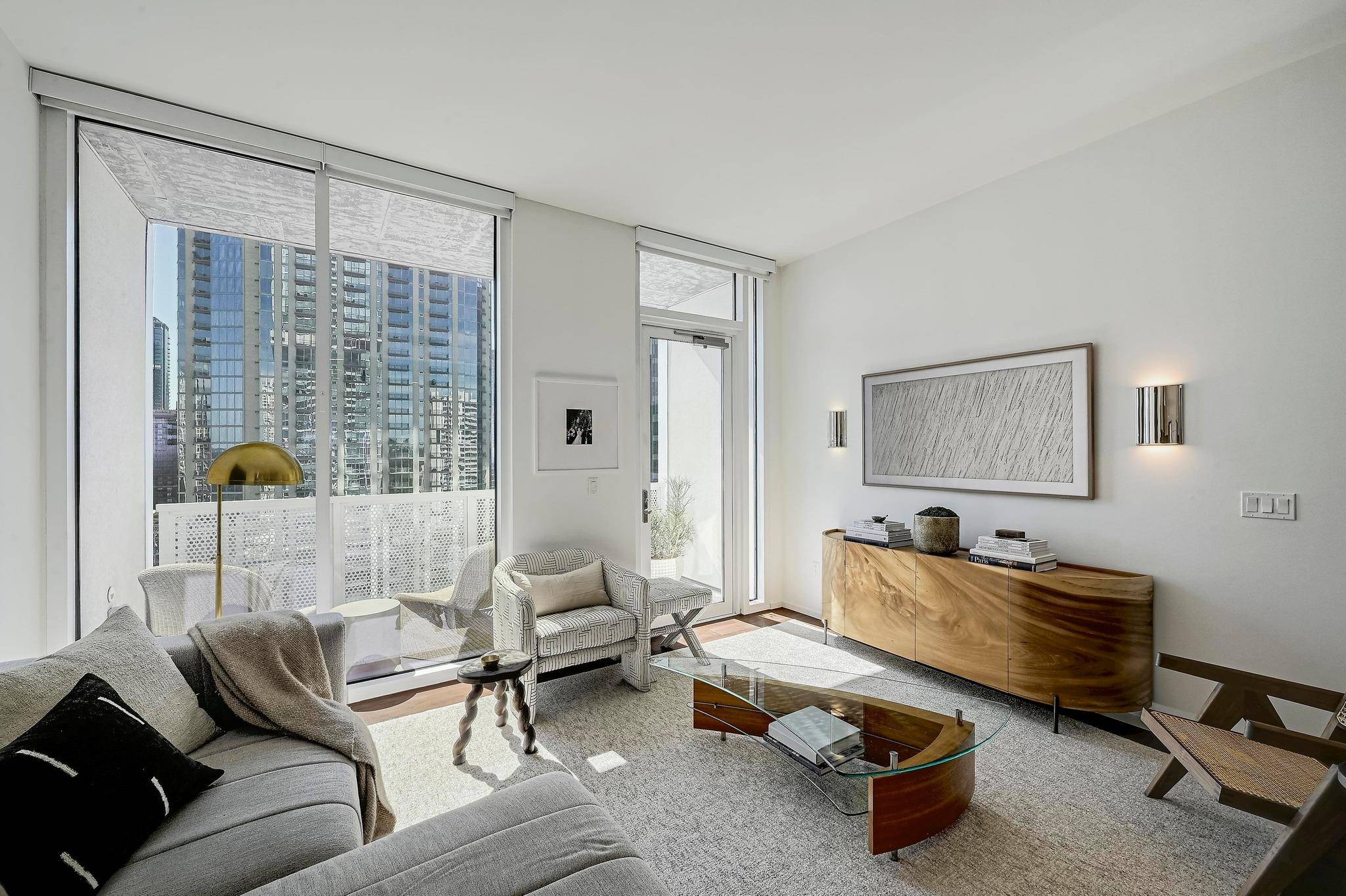 Austin, TX 78701,301 West Ave #2105