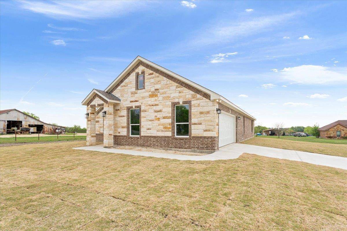Troy, TX 76579,16597 Old Hwy 81