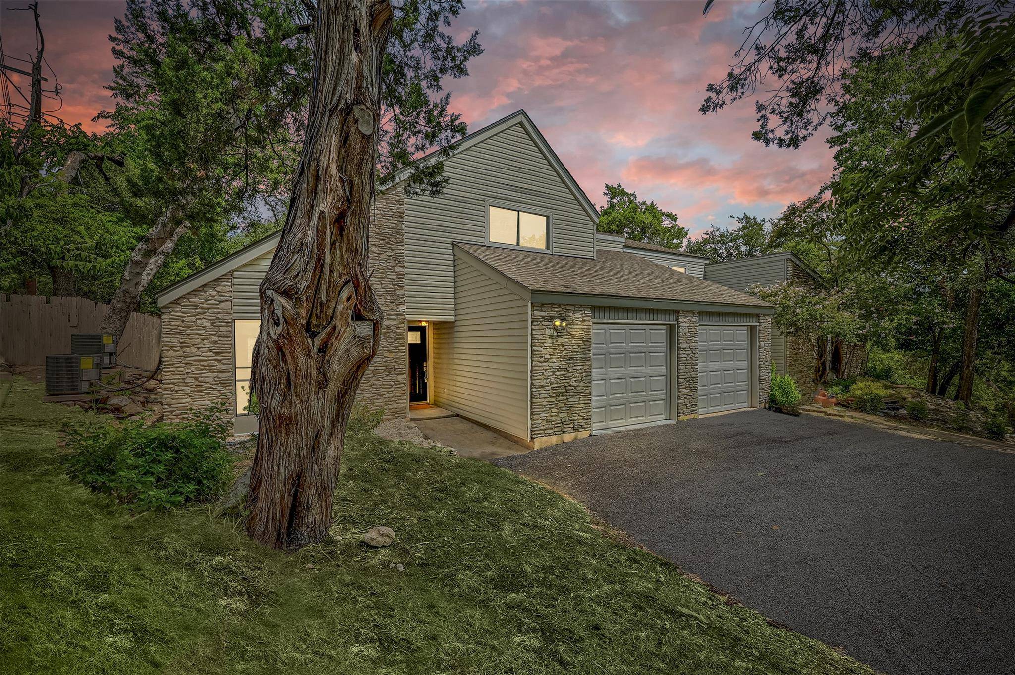 Austin, TX 78731,6004 Shadow Valley CV #B