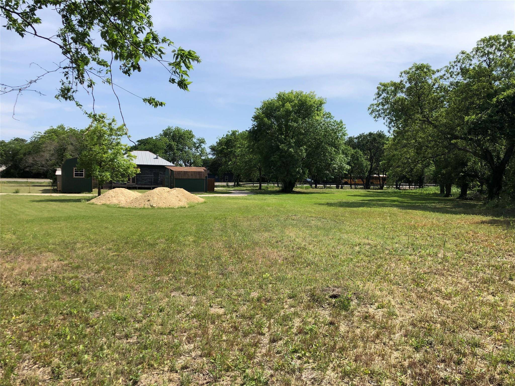 Leander, TX 78641,303 W Broade ST
