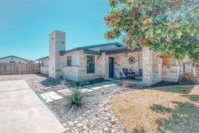 Llano, TX 78643,504 W Ollie ST