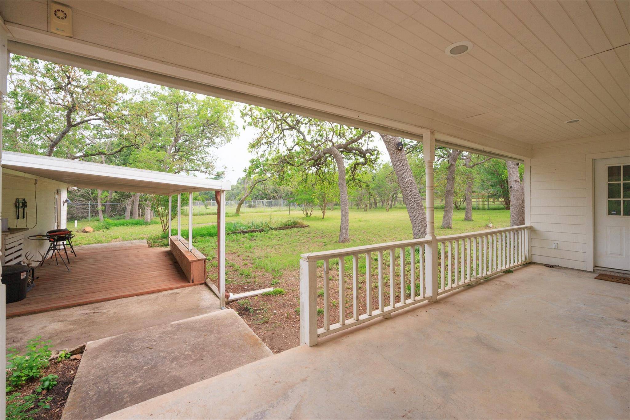 Wimberley, TX 78676,1250 S Rainbow Ranch RD