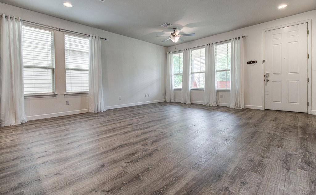 Dripping Springs, TX 78620,159 Buckthorn DR