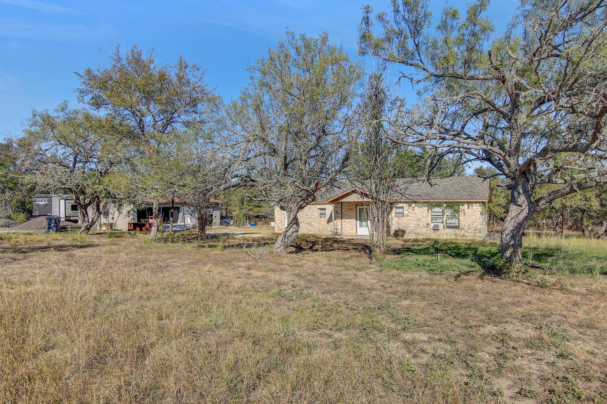 Dale, TX 78616,13097 Avis RD