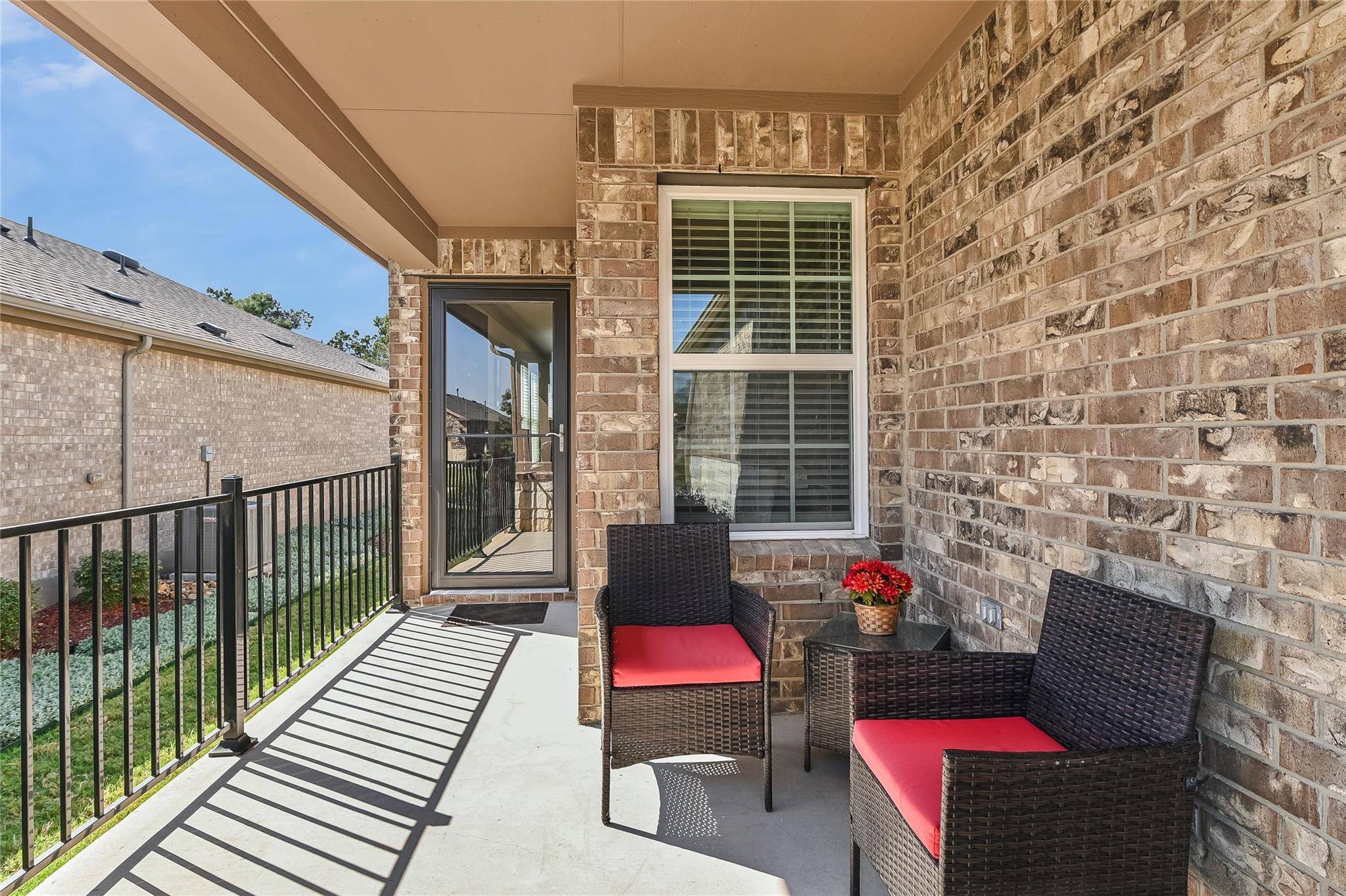 Georgetown, TX 78633,216 Comal LN