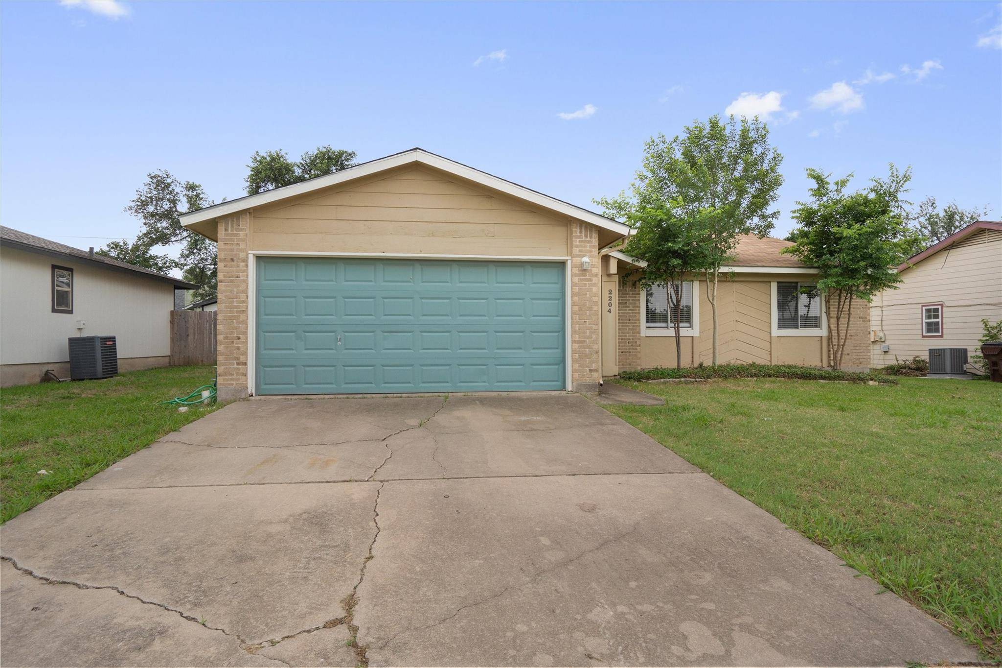 Round Rock, TX 78681,2204 Silver SPUR