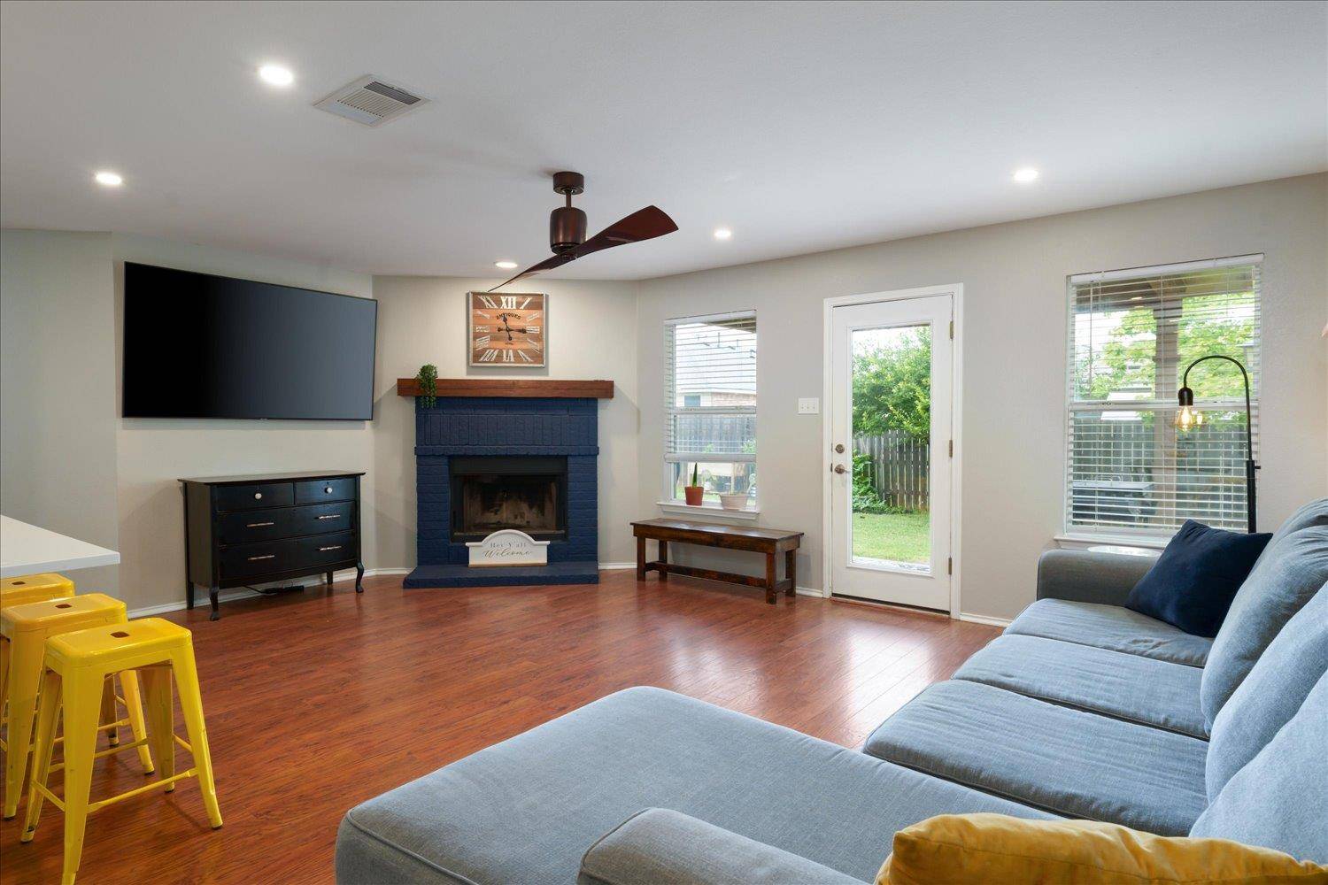 Kyle, TX 78640,103 San Jacinto DR