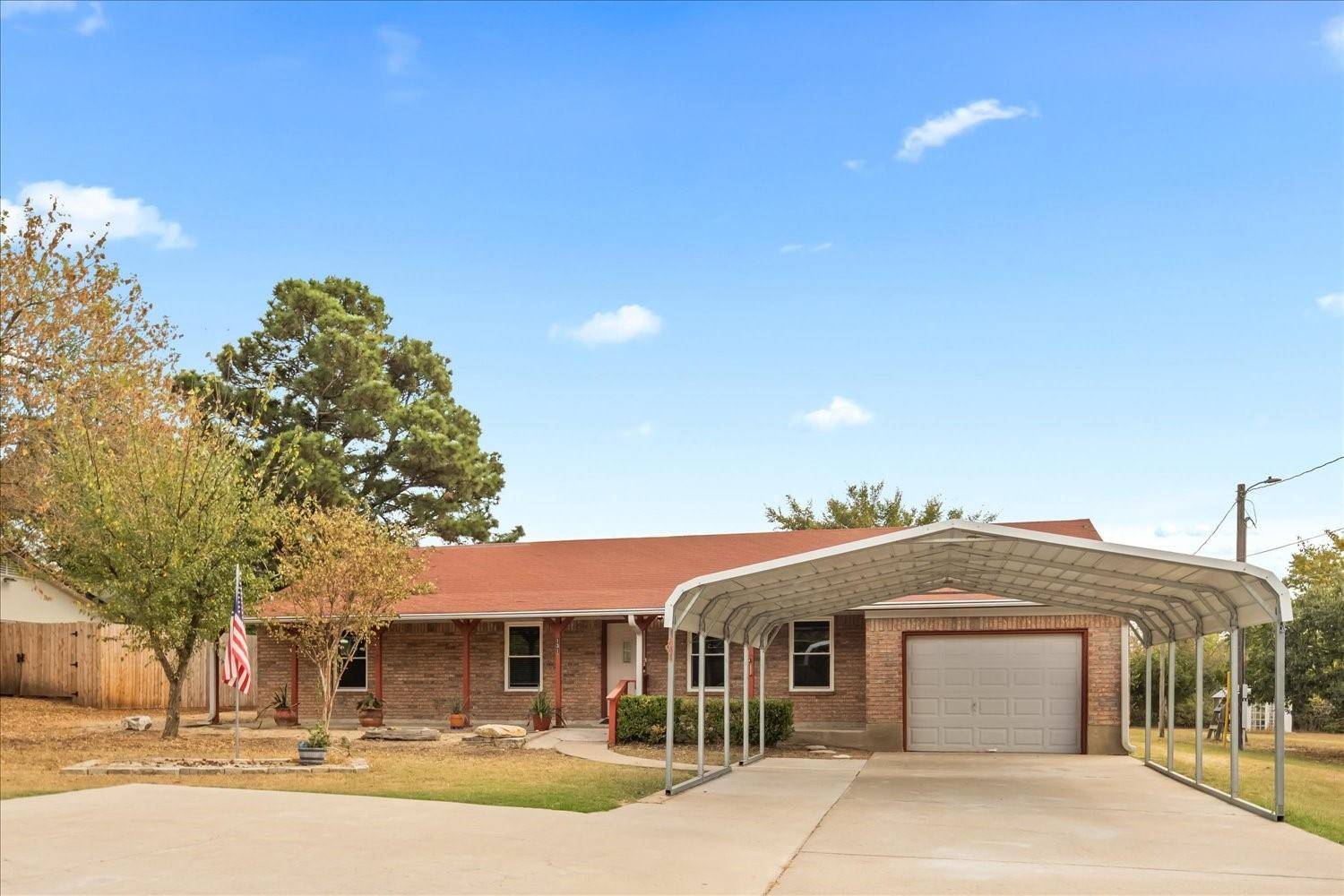Bastrop, TX 78602,131 LBA DR