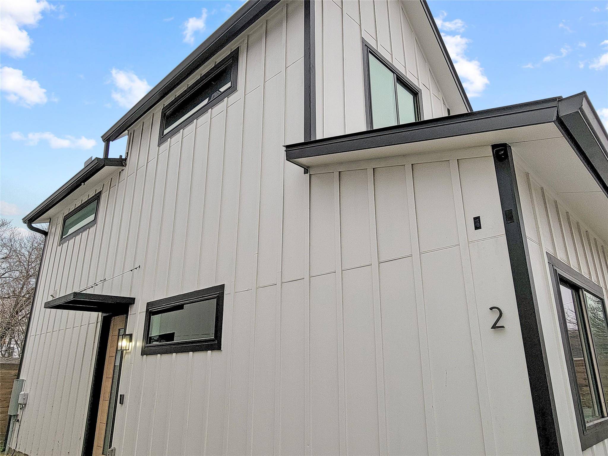 Austin, TX 78741,6100 Walker LN #2