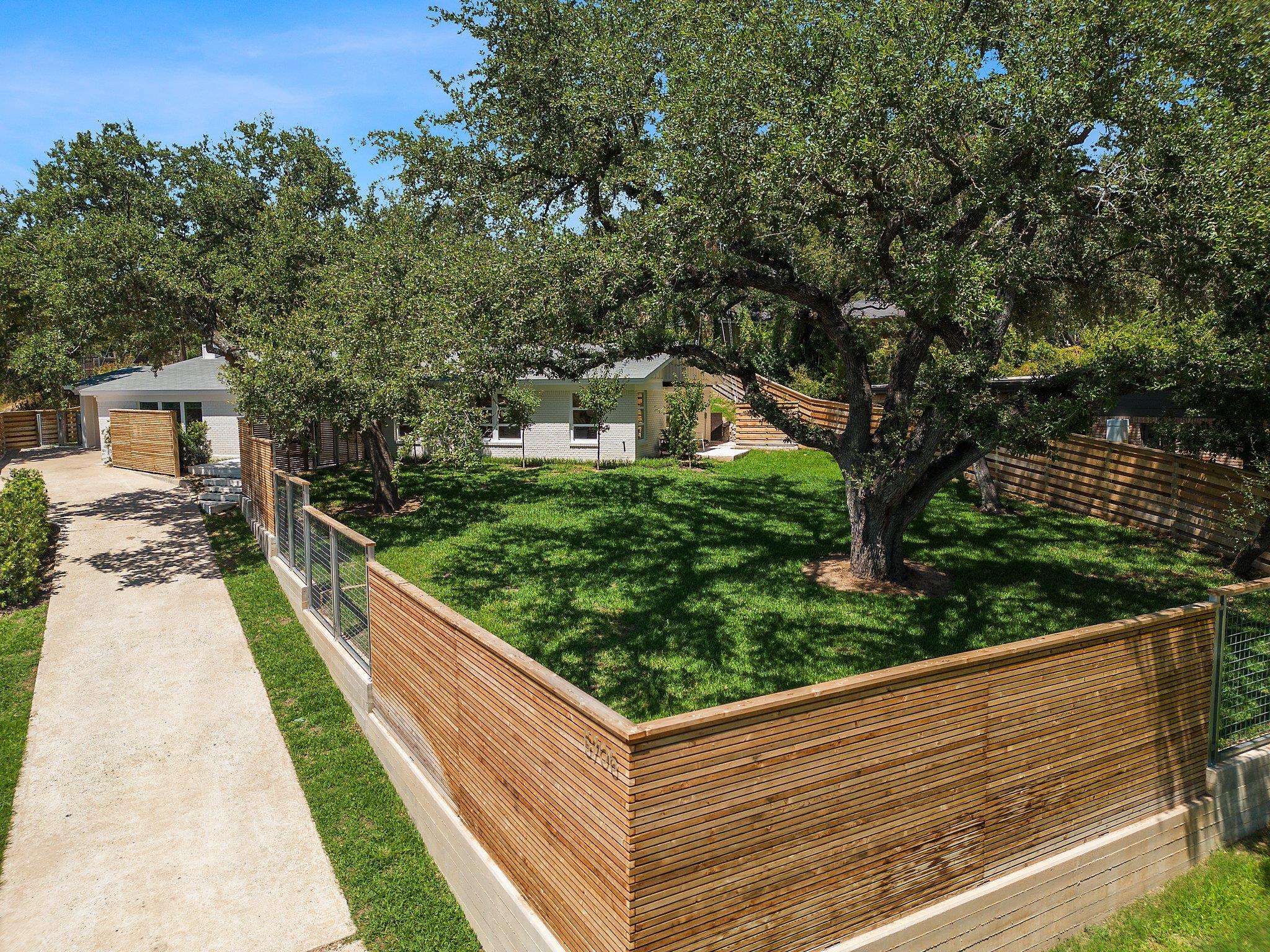 Austin, TX 78731,5706 Highland Hills CIR