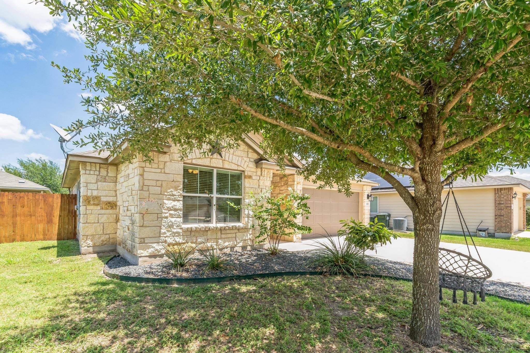 San Marcos, TX 78666,110 Casita CV