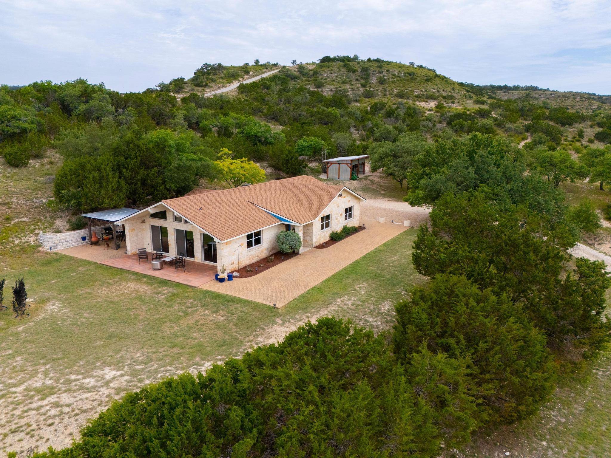 Wimberley, TX 78676,1231 Montell Rd RD