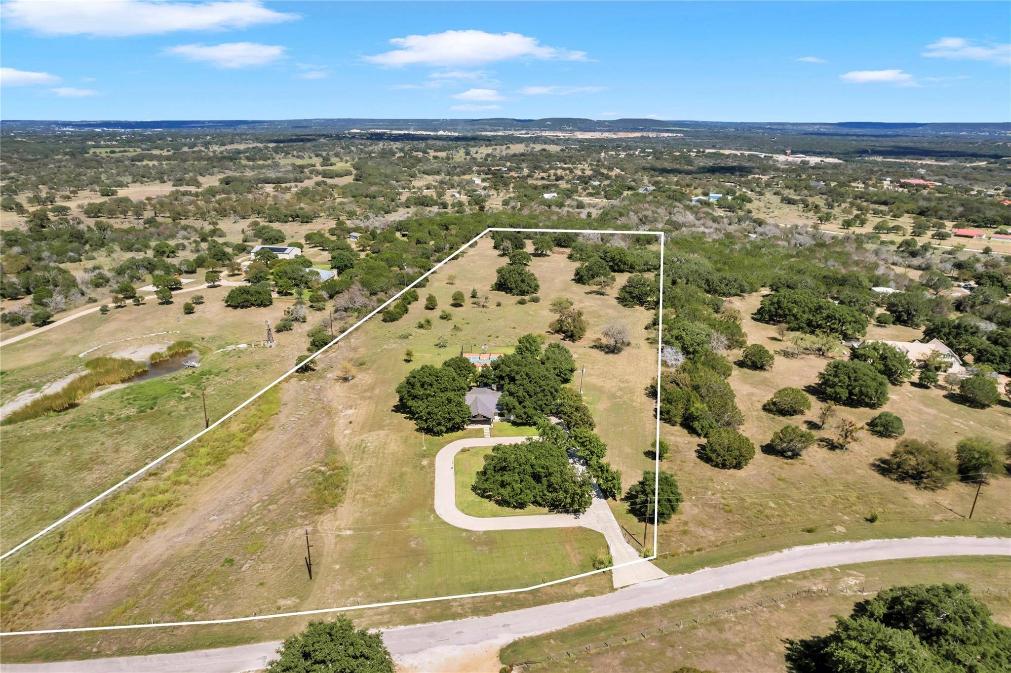 Burnet, TX 78611,432 Painted Horse TRL