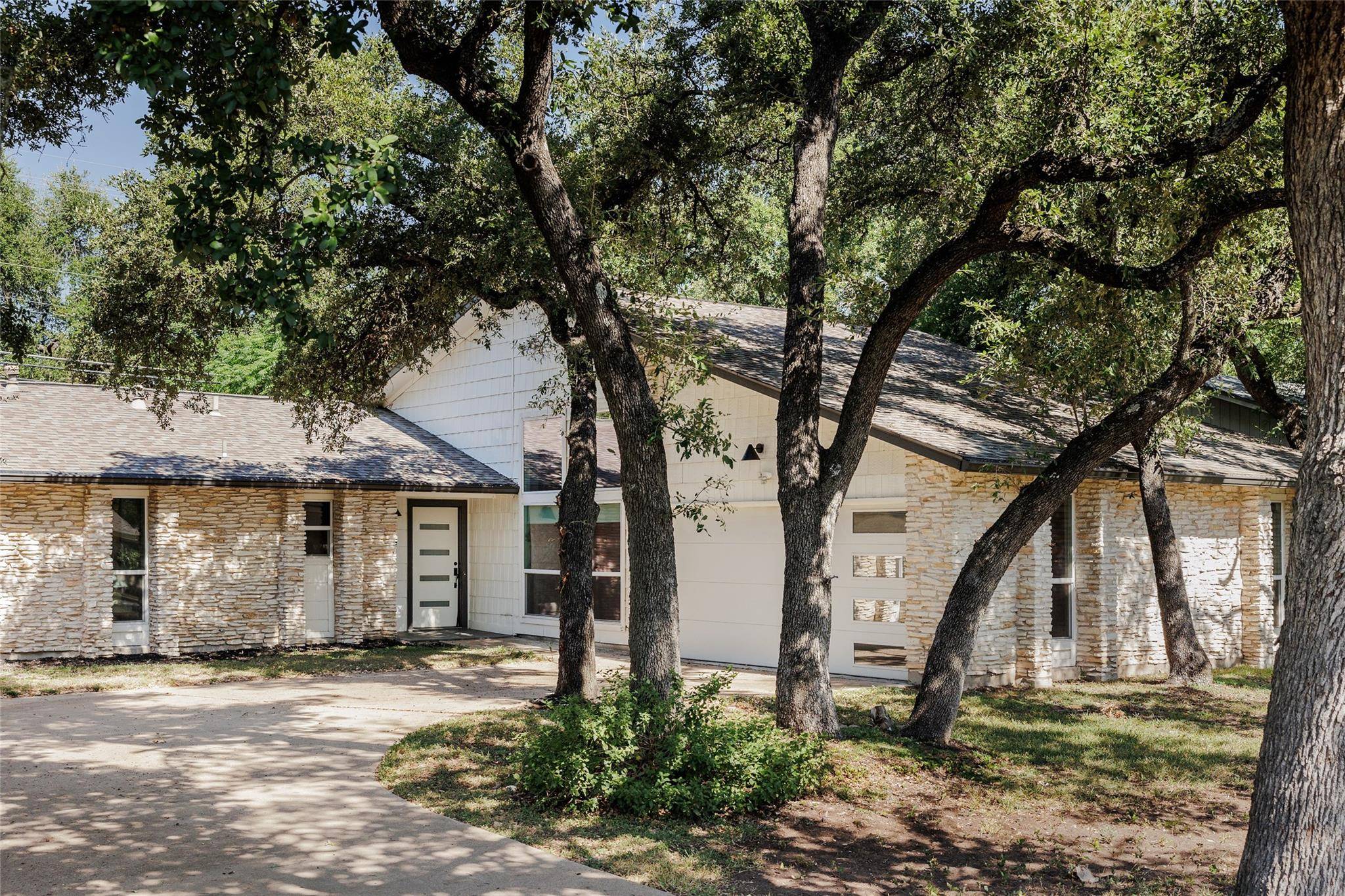 Austin, TX 78759,11808 Broad Oaks DR