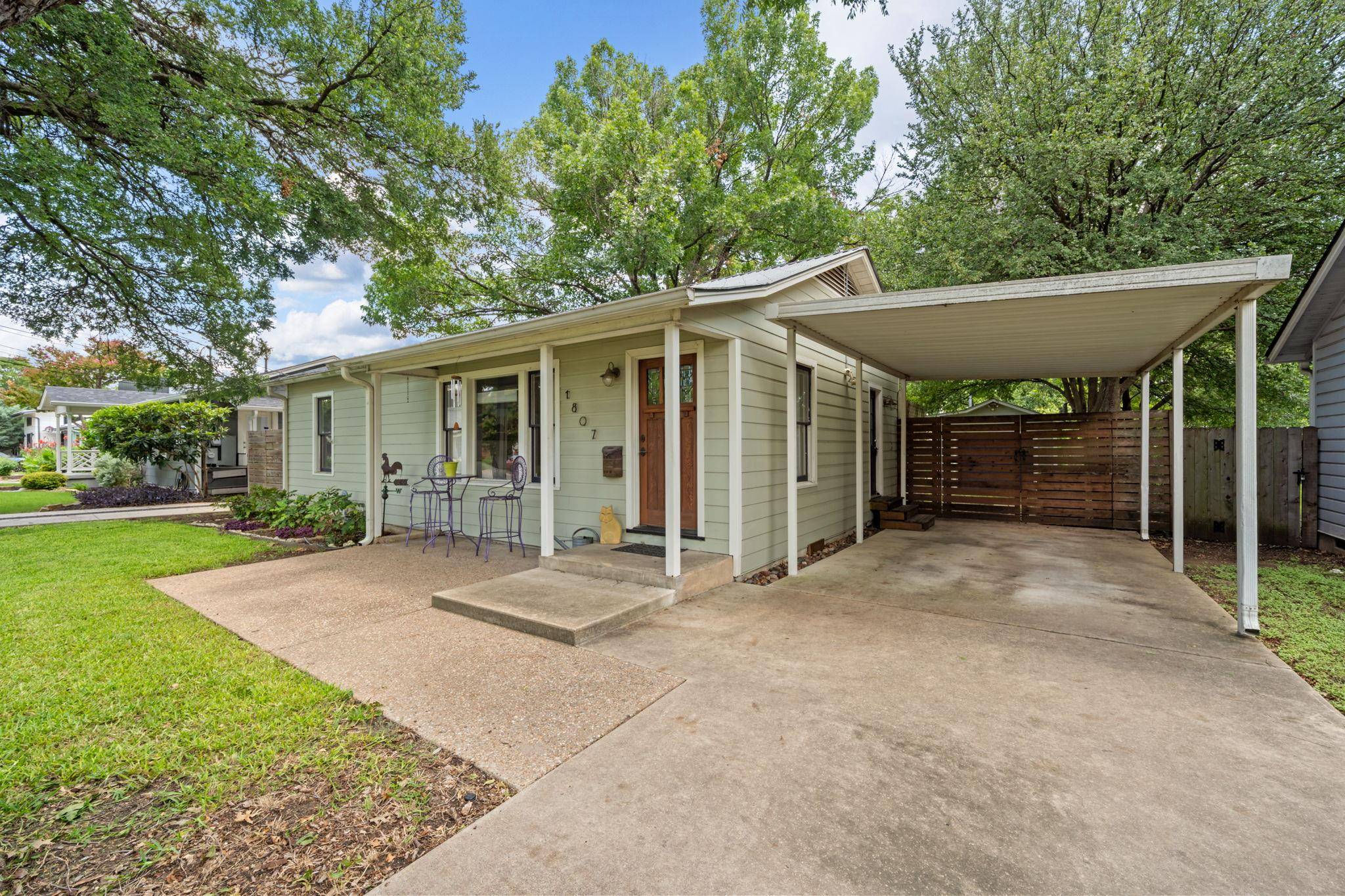 Austin, TX 78757,1807 Cullen Ave