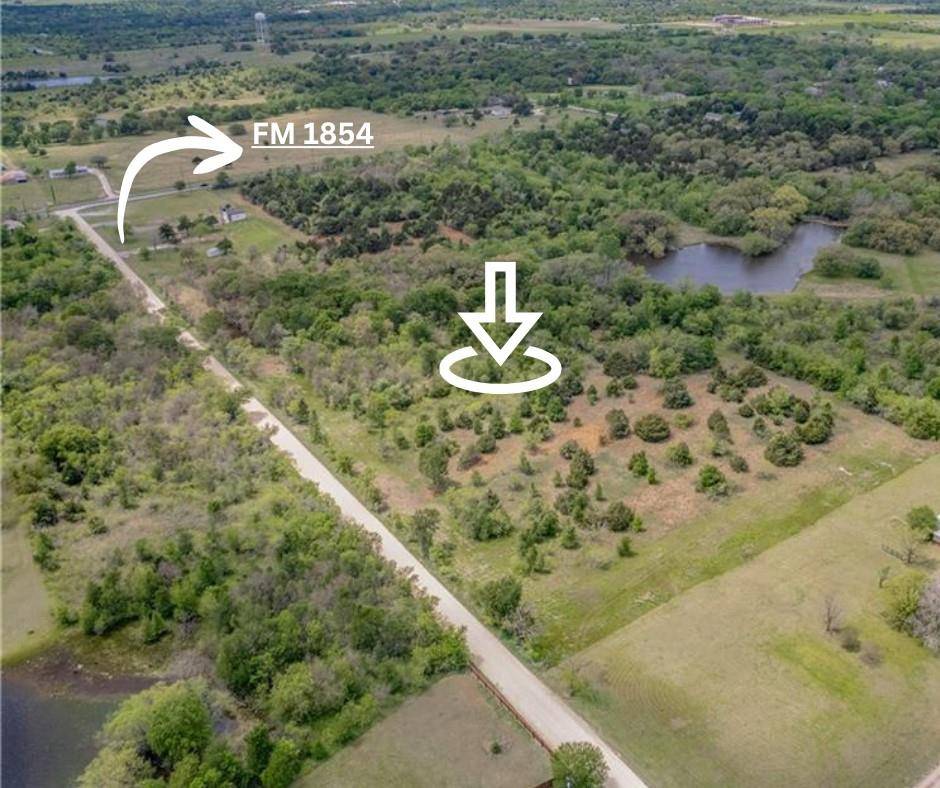 Dale, TX 78616,255 Crooked RD