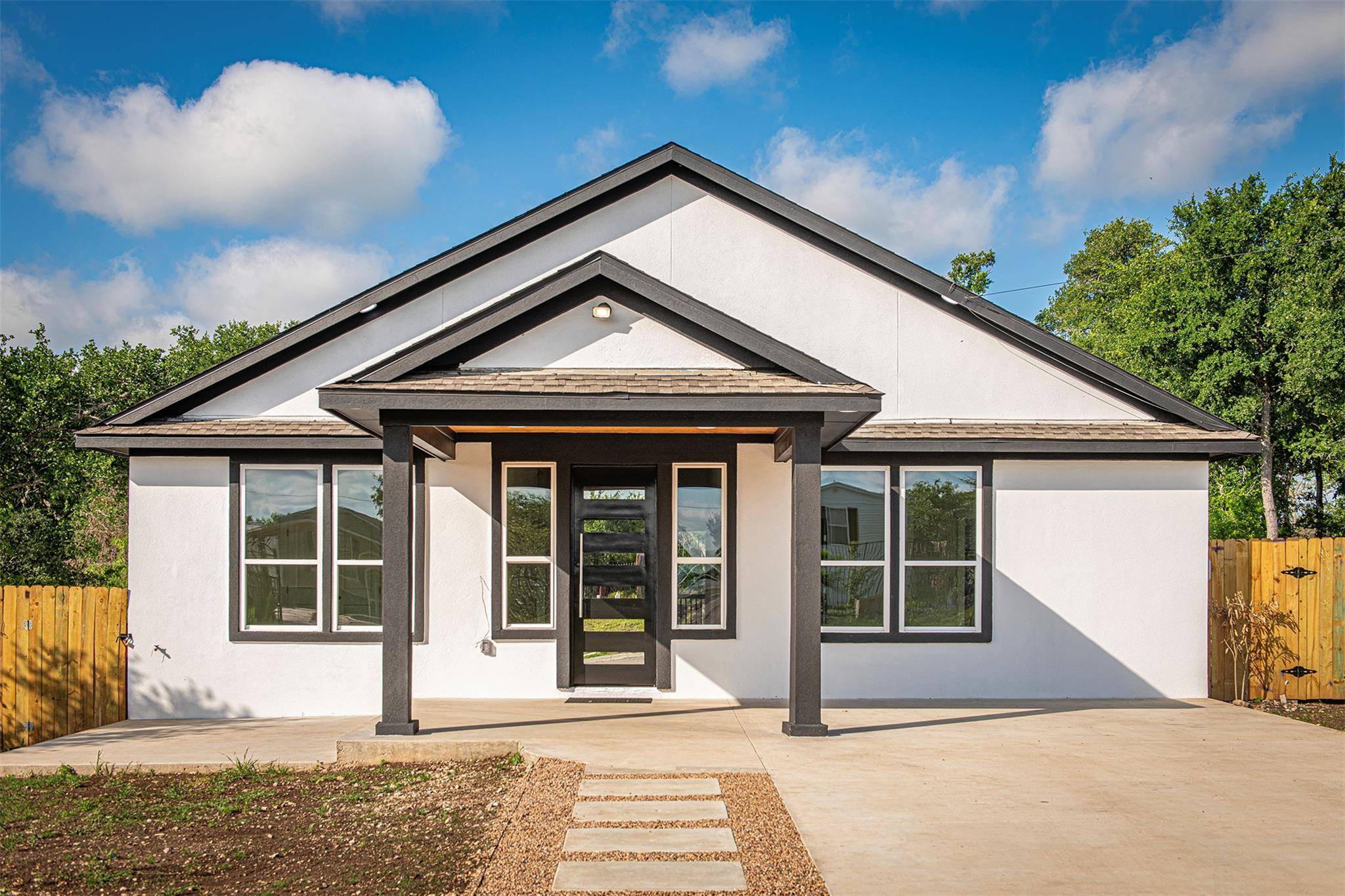 Dale, TX 78616,106 Passion Vine RD