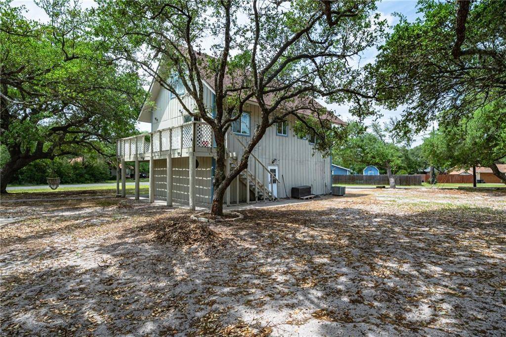 Rockport, TX 78382,120 Retama LN