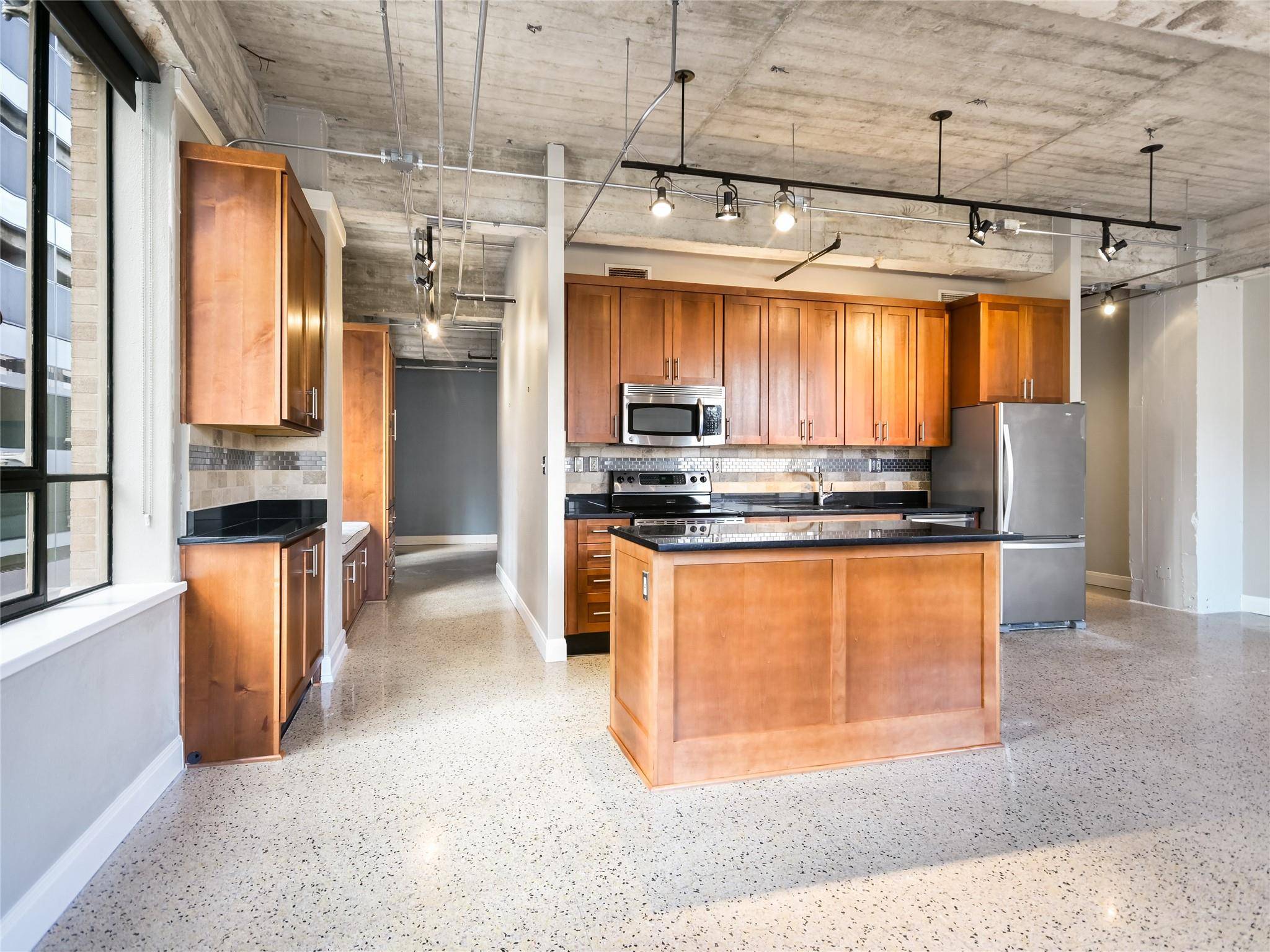 Austin, TX 78701,710 Colorado ST #2H