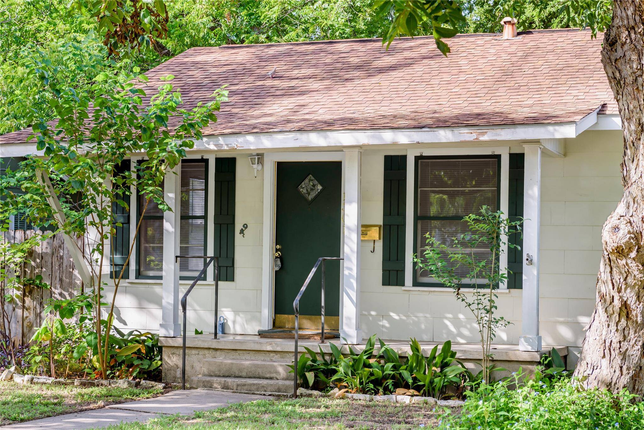 Austin, TX 78757,1301 Piedmont Ave