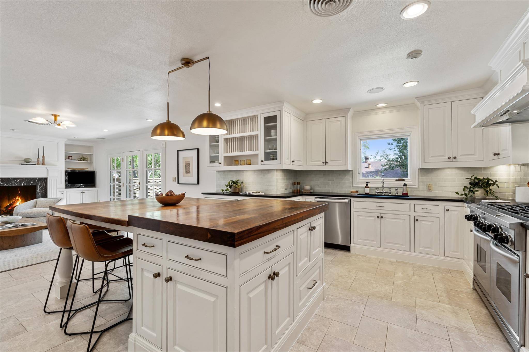 Austin, TX 78731,4607 Balcones DR