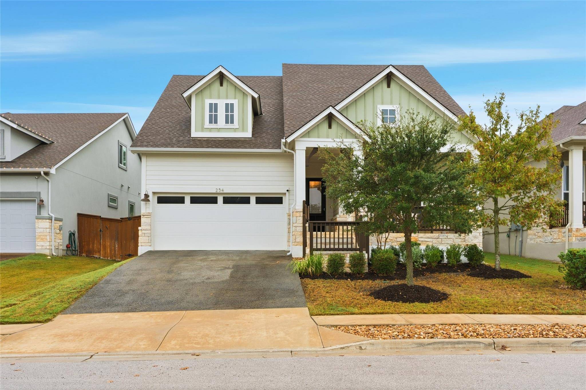 Dripping Springs, TX 78620,254 Dayridge DR