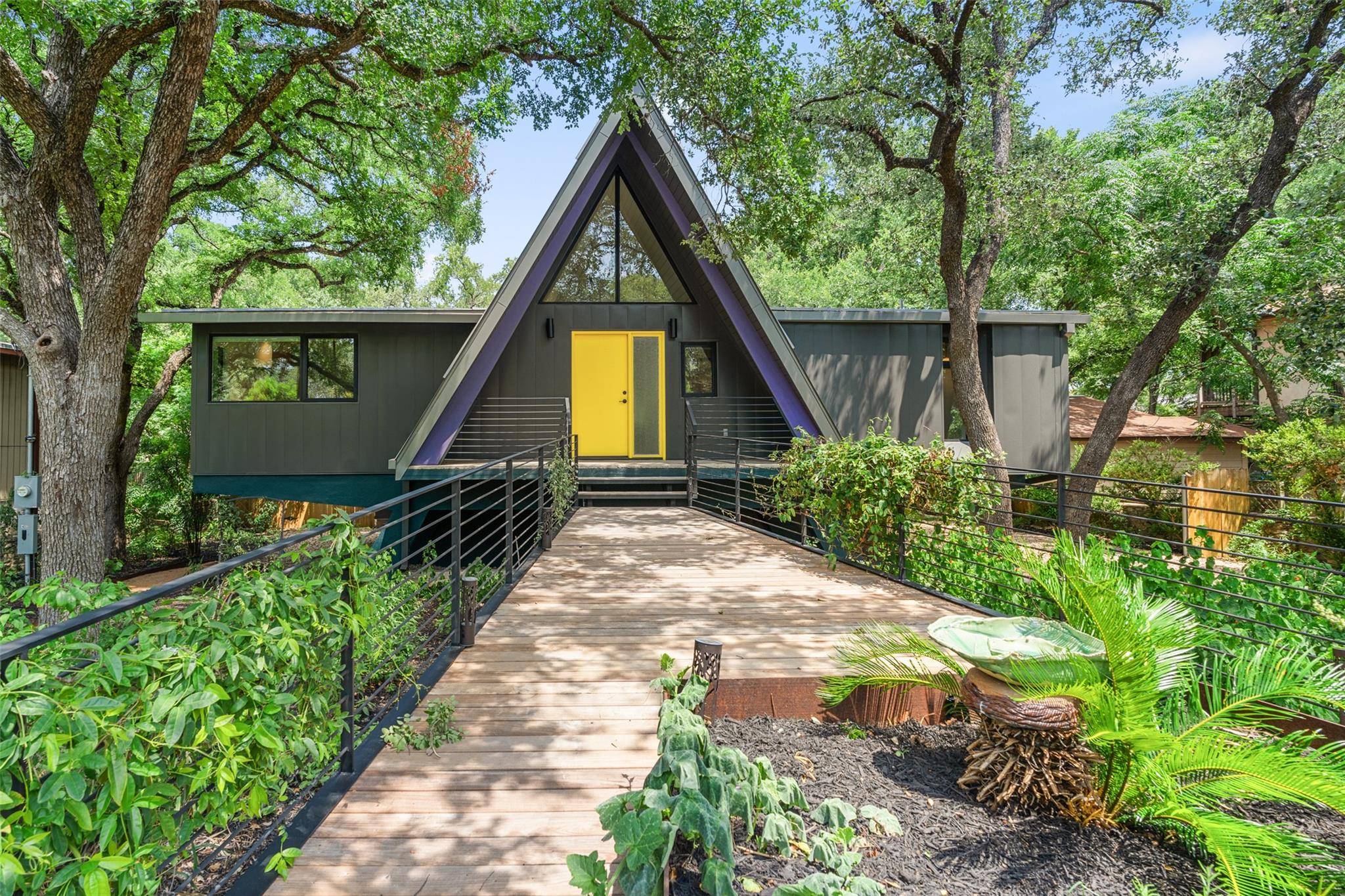 Austin, TX 78746,419 Brady LN