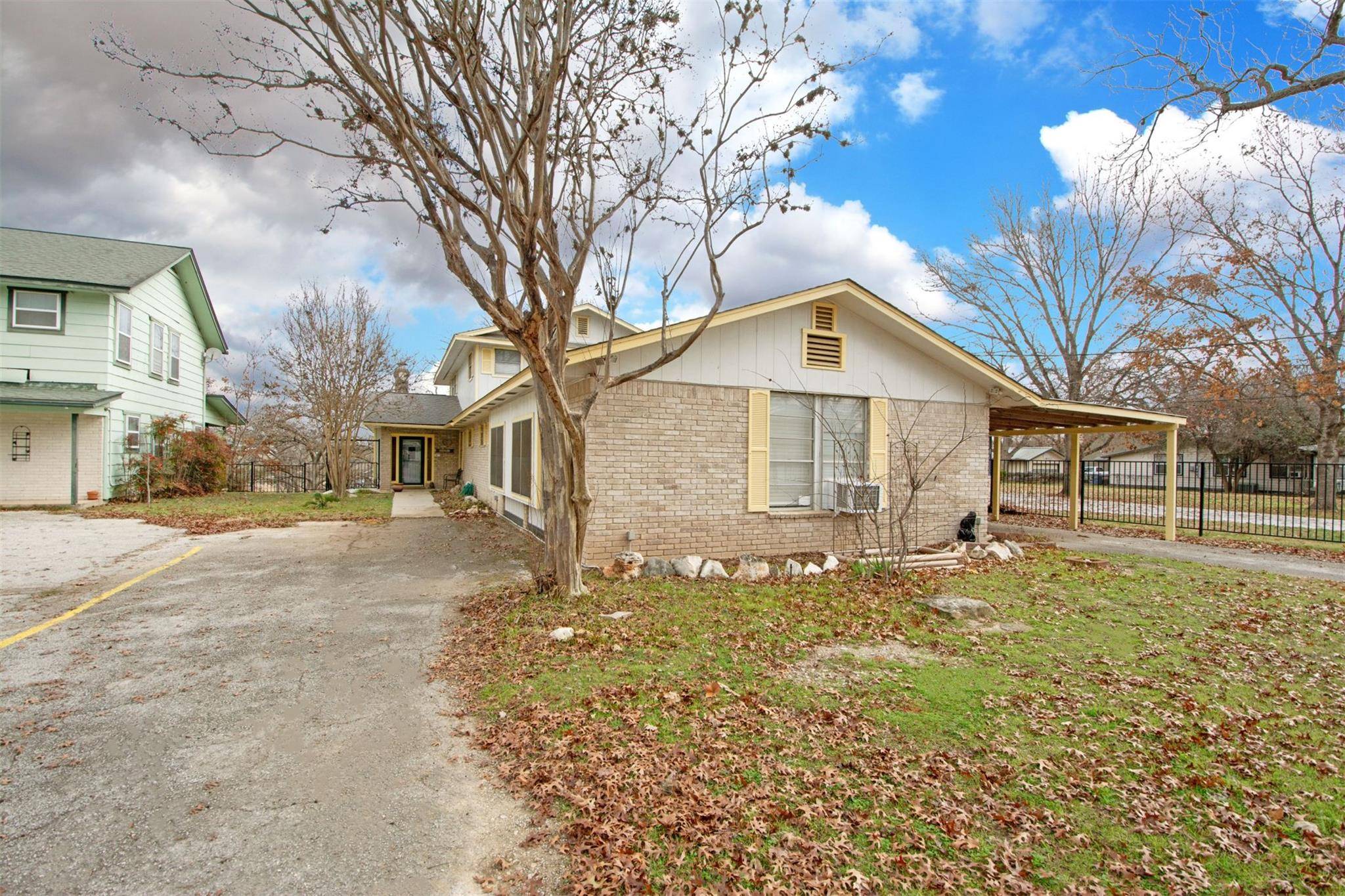 New Braunfels, TX 78130,1683 Kuehler Ave