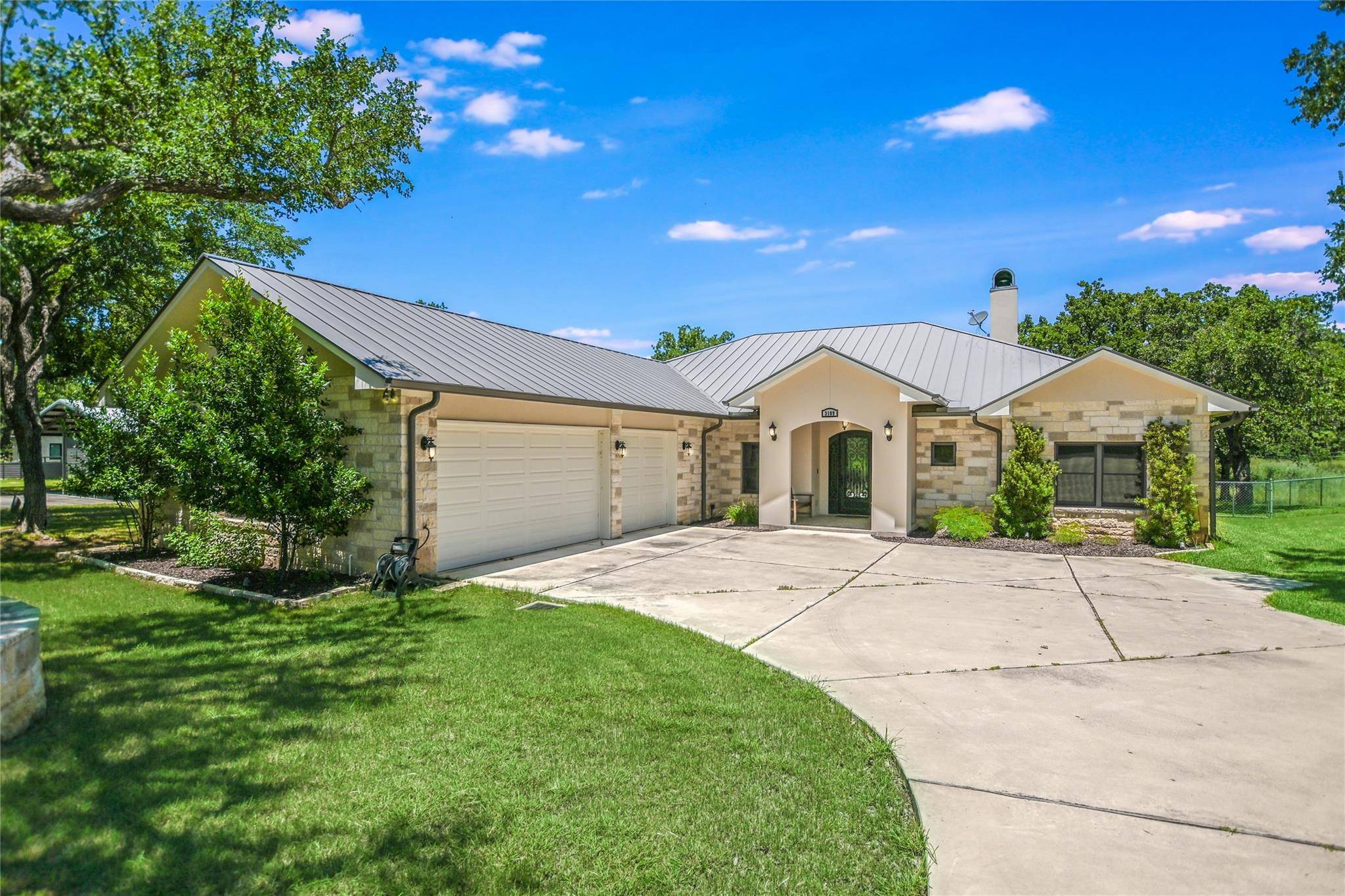 Horseshoe Bay, TX 78657,3109 Ranchette RD