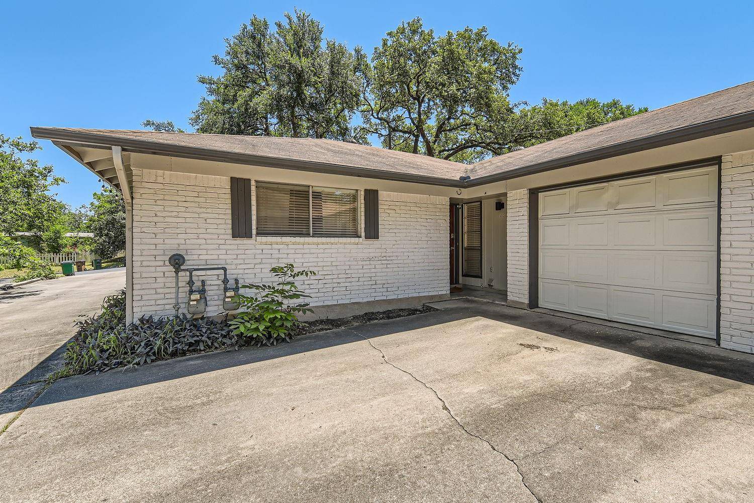 Austin, TX 78704,3404 South Oak DR