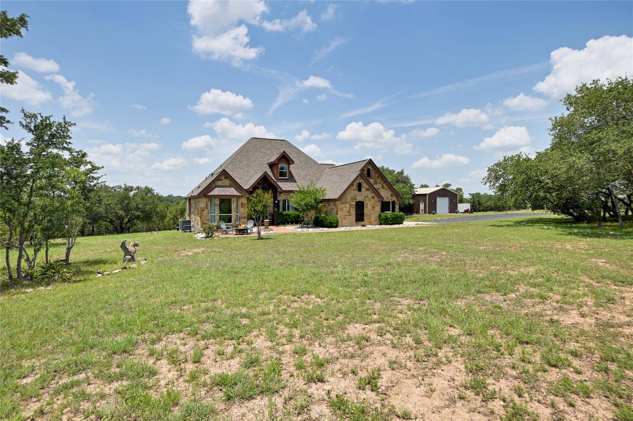 Liberty Hill, TX 78642,175 N Showhorse DR