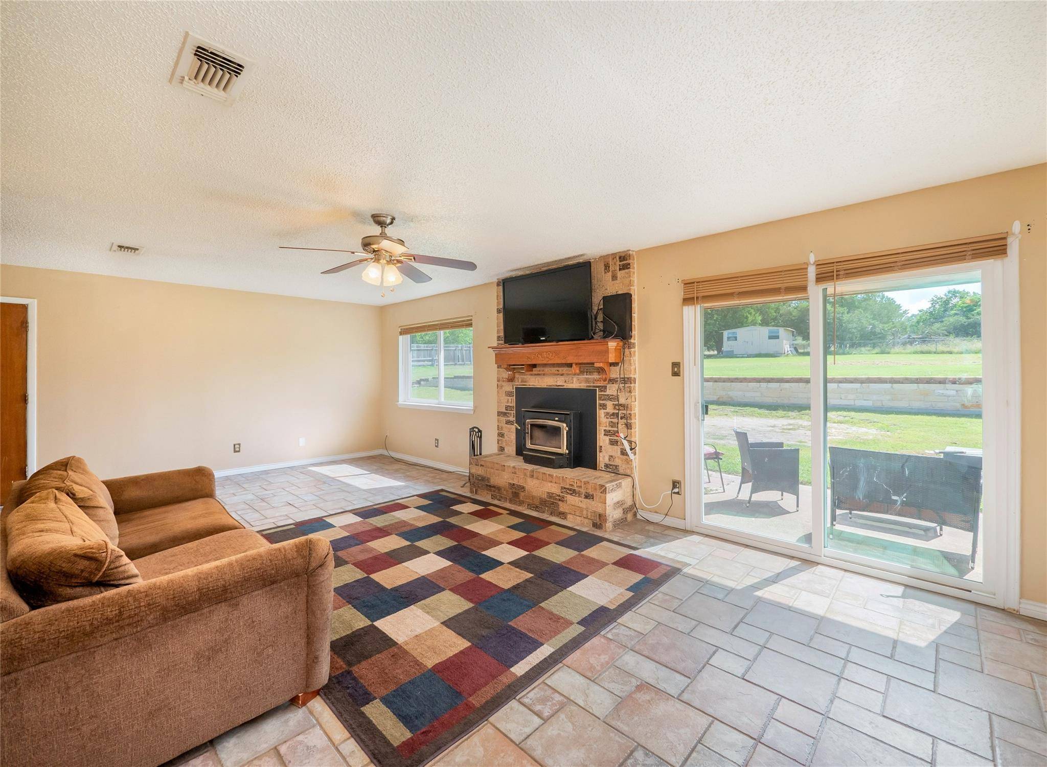 Kempner, TX 76539,261 Falcon LN