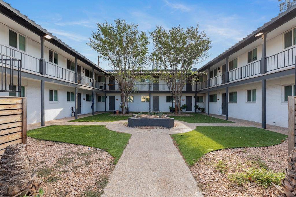 Austin, TX 78757,7929 Gault #108