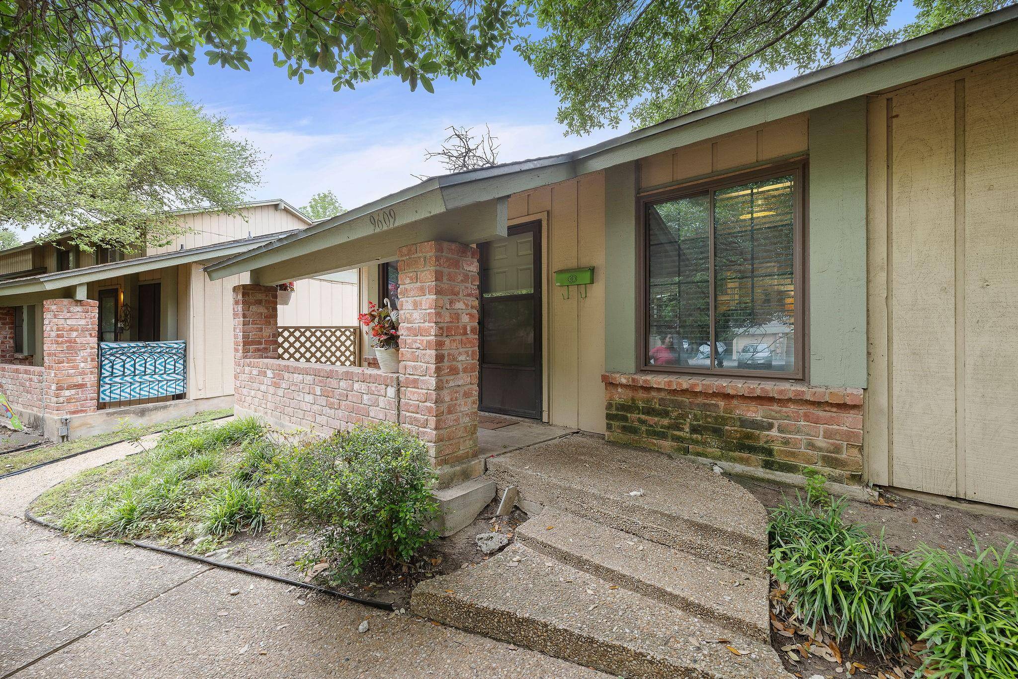 Austin, TX 78758,9609 Covey Ridge LN