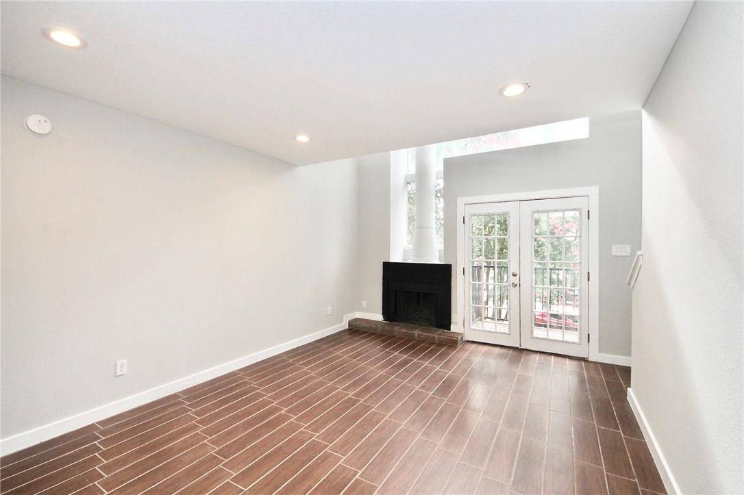 Austin, TX 78701,1600 West Ave #24
