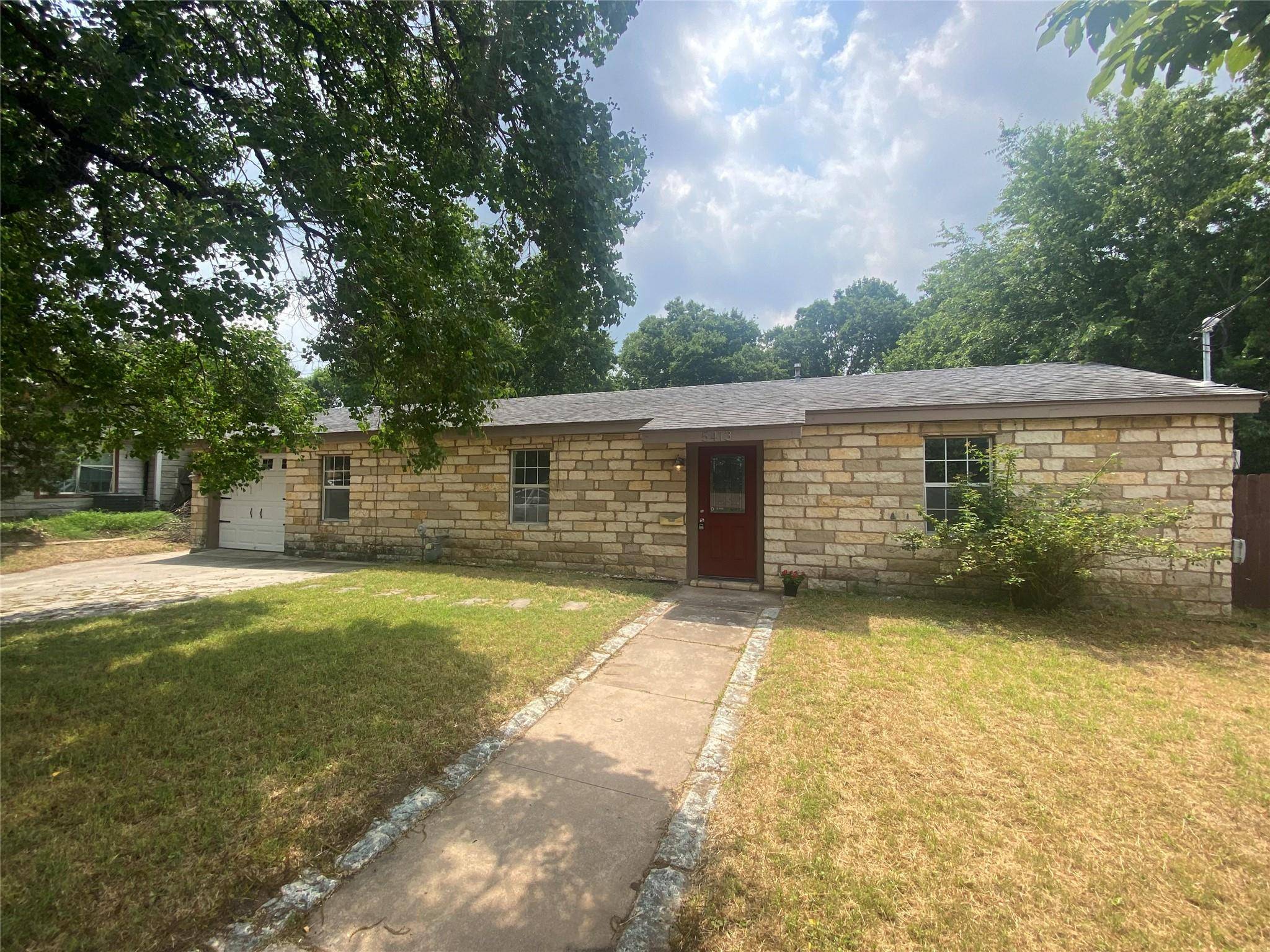 Austin, TX 78723,5413 Manor RD